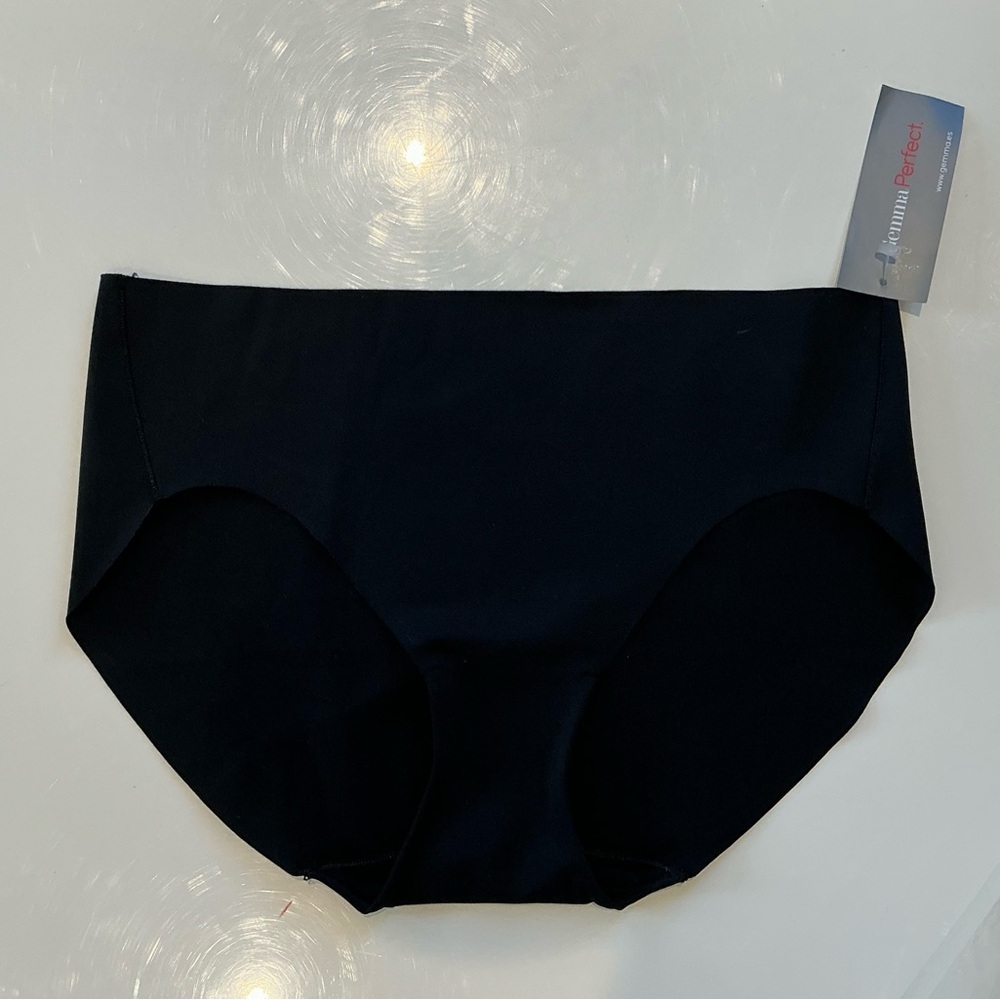 Gemma sport high waist panties, size EU 40, NWT black